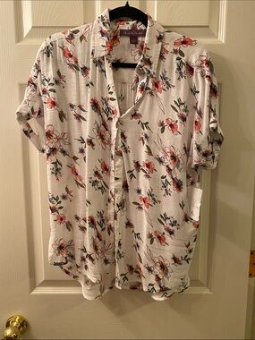 Gloria Vanderbilt White Floral Button-Up Blouse with Coral and Teal Flowers